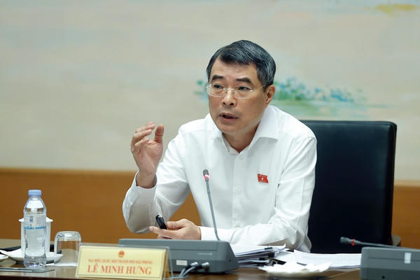 Chính phủ chỉ đạo Bộ Tài chính ngay lập tức nghiên cứu phương án, đề xuất điều chỉnh chính sách thuế