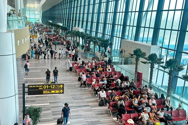 Tân Sơn Nhất tăng tần suất lên 46 chuyến/giờ dịp lễ 30/4–1/5