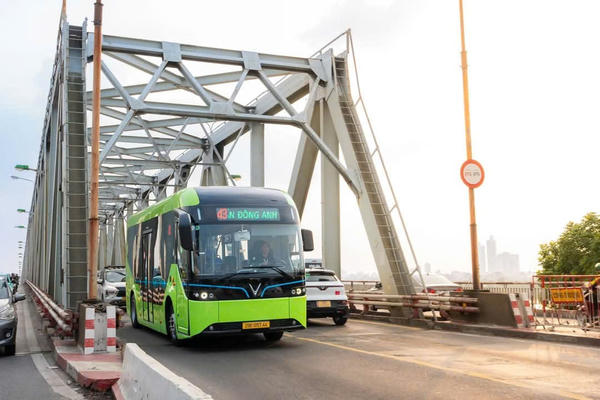 Đến hết tháng 4/2026, Hà Nội tiếp tục đưa thêm 122 xe buýt điện vào hoạt động