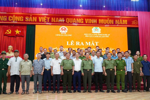Tân Phú (Nghệ An): Ra mắt mô hình “Cựu Công an nhân dân vì bình yên cuộc sống”