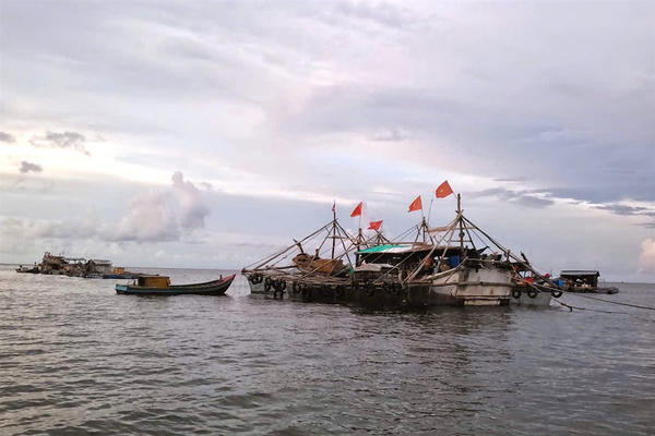 Thủ tướng Chính phủ yêu cầu khắc phục triệt để các tồn tại trong chống khai thác IUU