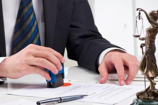 Từ 1/1/2027, bãi bỏ 6 loại giao dịch bắt buộc phải công chứng