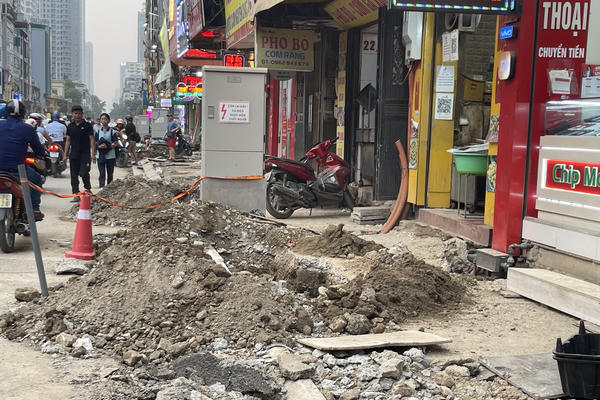 Hà Nội yêu cầu khắc phục khẩn cấp hạ tầng tại các công trình thi công