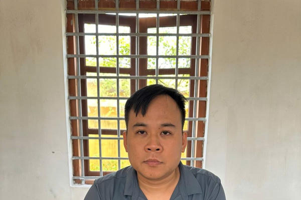 Bóc gỡ đường dây đánh bạc từ Campuchia, mỗi ngày thu hơn 2 tỷ đồng