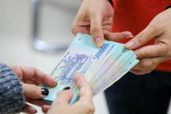 Sắp xếp tinh gọn bộ máy và đẩy mạnh lộ trình cải cách tiền lương 