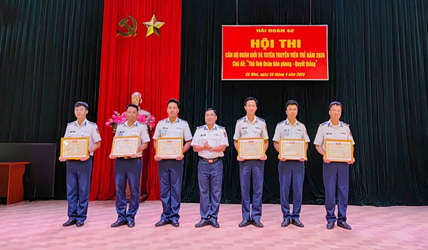 Hải đoàn 42 tổ chức thành công Hội thi Cán bộ Đoàn giỏi và Tuyên truyền viên trẻ năm 2026
