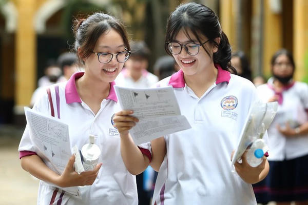 Học sinh Hà Nội nhận Phiếu báo dự thi vào lớp 10, chậm nhất ngày 11/5/2026