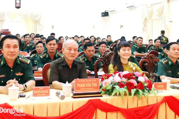 Đại tướng Phạm Văn Trà chia sẻ kinh nghiệm bảo vệ Tổ quốc, giữ vững chủ quyền biên giới