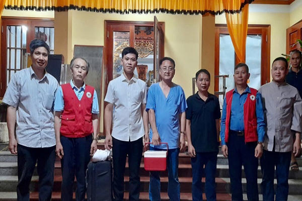 Tri ân người hiến tặng giác mạc tại xã Yên Mô