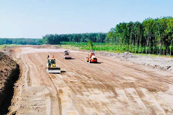 Tăng tốc hai tuyến cao tốc kết nối Đồng Nai với TP.HCM và Tây Nguyên
