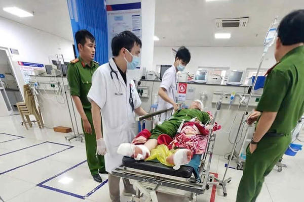 Bắt khẩn cấp đối tượng chém trọng thương Công an phường Ba Đồn (Quảng Trị)