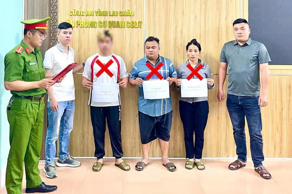 Anh trai tiếp tay bán em gái 14 tuổi sang Trung Quốc