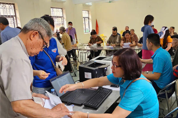 BHXH Việt Nam chủ động rà soát ủy quyền nhận lương hưu, không để gián đoạn quyền lợi người hưởng


