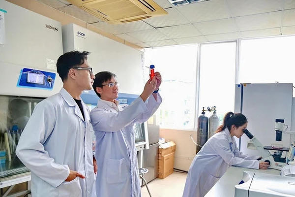 Thủ tướng Chính phủ giao 20 nhiệm vụ phát triển công nghệ chiến lược Thủ tướng Chính phủ giao 20 nhiệm vụ phát triển công nghệ chiến lược