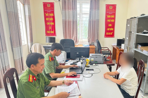 Lai Châu phát hiện, ngăn chặn người dân tin theo “Pháp Luân Công” để chữa bệnh Lai Châu phát hiện, ngăn chặn người dân tin theo “Pháp Luân Công” để chữa bệnh