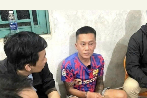 Sắp xét xử “Tài đen” và đồng phạm trong vụ dùng súng cướp gần 1,9 tỷ đồng tại ngân hàng ở Gia Lai Sắp xét xử “Tài đen” và đồng phạm trong vụ dùng súng cướp gần 1,9 tỷ đồng tại ngân hàng ở Gia Lai