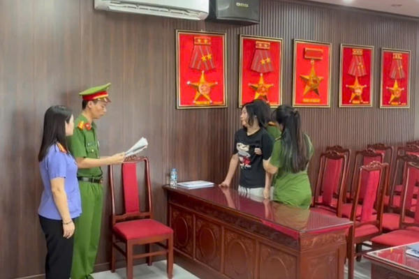 Lừa" góp vốn đầu tư và nhận tiền “chạy” giấy tờ đất đai