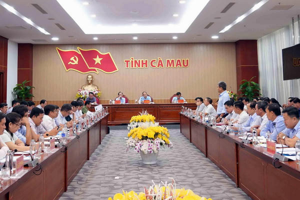 Cà Mau quyết liệt tháo gỡ điểm nghẽn, tăng tốc các dự án trọng điểm Cà Mau quyết liệt tháo gỡ điểm nghẽn, tăng tốc các dự án trọng điểm