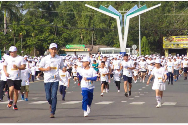 Hàng nghìn học sinh Cà Mau sôi nổi tham gia Giải chạy “S-Race 2026”