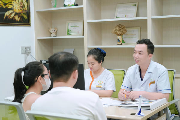 Từ thăm khám đến IVF miễn phí: Thêm hy vọng cho người hiếm muộn