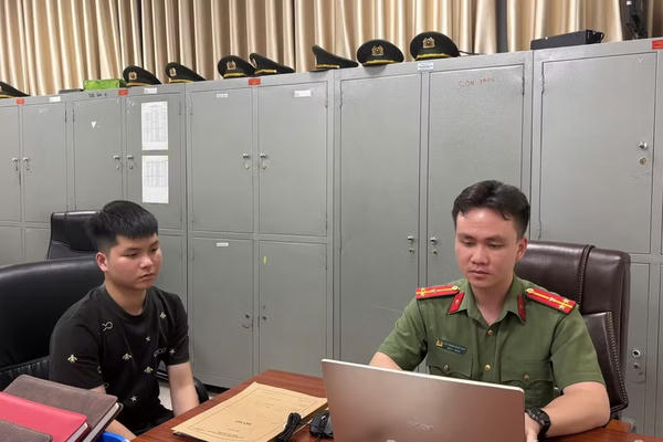 Giả danh trụ trì chùa nổi tiếng trên Facebook để nhận tiền công đức, nam thanh niên bị công an xử lý Giả danh trụ trì chùa nổi tiếng trên Facebook để nhận tiền công đức, nam thanh niên bị công an xử lý