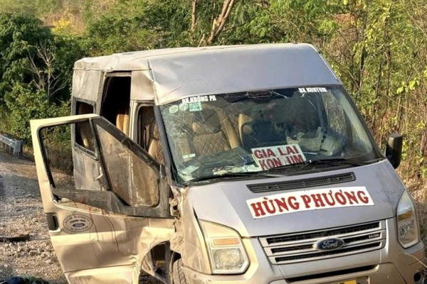 Khởi tố, bắt tạm giam tài xế trong vụ lật xe khách trên đèo Tô Na, Gia Lai làm 3 người tử vong