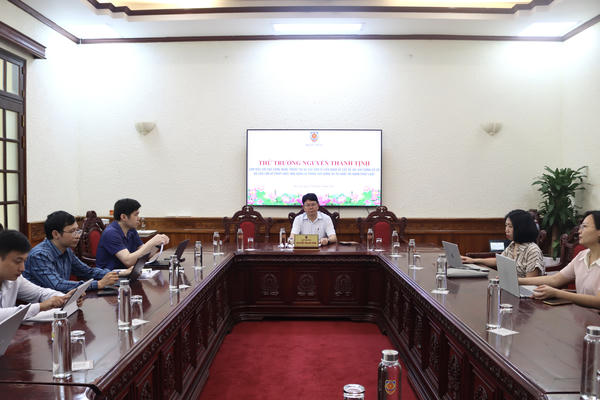 Đẩy nhanh tiến độ xây dựng cơ sở dữ liệu lớn và AI pháp luật quốc gia Đẩy nhanh tiến độ xây dựng cơ sở dữ liệu lớn và AI pháp luật quốc gia