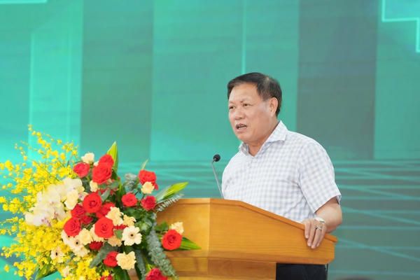 Bộ Y tế luôn xác định lấy người bệnh làm trung tâm Bộ Y tế luôn xác định lấy người bệnh làm trung tâm