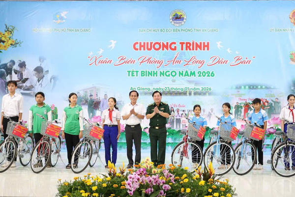 Từ “thế trận lòng dân” đến sức mạnh giữ bình yên ở biên giới Tây Nam Tổ quốc 