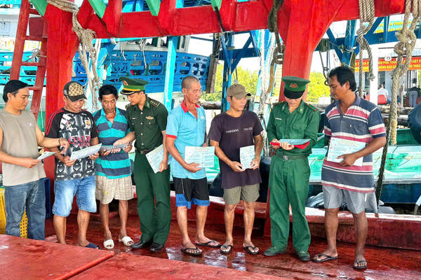 Cà Mau quyết liệt chống khai thác IUU, nâng cao ý thức ngư dân hướng tới nghề cá bền vững