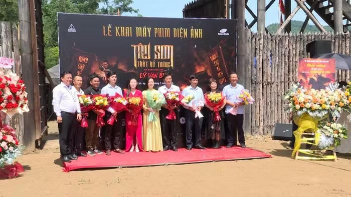 Điểm tin showbiz 21/05: Khởi động dự án phim dã sử - hành động 'Kỳ Nam cung thủ Lý Văn Bưu'
