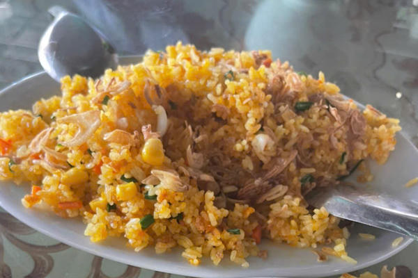 Sầm Sơn vào cuộc xác minh phản ánh đĩa cơm rang 150 ngàn đồng ở nhà hàng Hải sản Quốc Việt