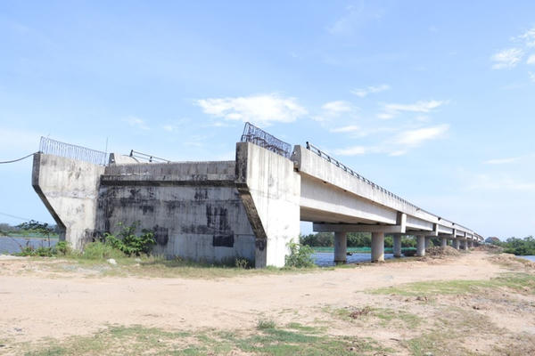 Quảng Ngãi thúc tiến độ tuyến ven biển Dung Quất - Sa Huỳnh, quyết xử lý dứt điểm vướng mắc mặt bằng