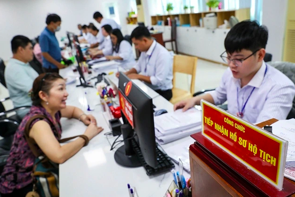 Trình tự đăng ký kết hôn tại UBND cấp xã được quy định và thực hiện như thế nào trong Luật Hộ tịch mới? Trình tự đăng ký kết hôn tại UBND cấp xã được quy định và thực hiện như thế nào trong Luật Hộ tịch mới?