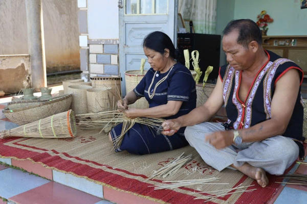 Giữ hồn văn hóa đồng bào dân tộc K’ho ở Lâm Đồng giữa nhịp sống hiện đại Giữ hồn văn hóa đồng bào dân tộc K’ho ở Lâm Đồng giữa nhịp sống hiện đại
