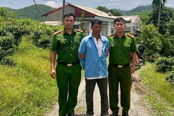 Công an Phú Thọ thông tin vụ do mâu thuẫn cá nhân, đối tượng dùng hung khí tấn công khiến 2 người thương vong