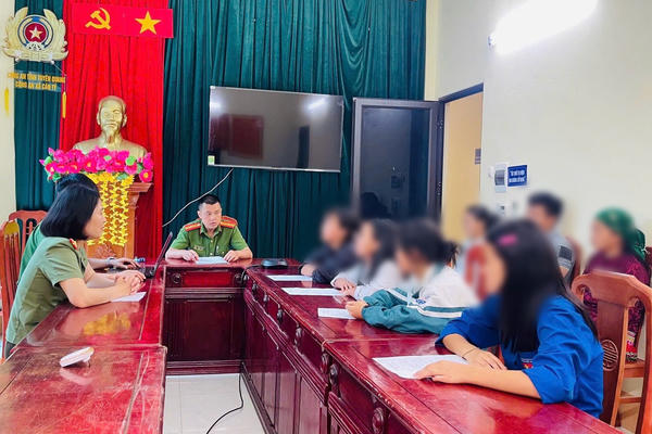 Phát hiện, ngăn chặn 5 học sinh vùng cao bỏ nhà đi tìm “việc nhẹ, lương cao”