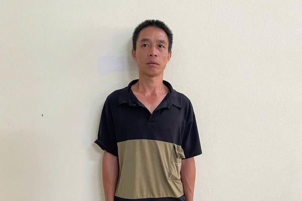 Khởi tố đối tượng dùng dao đâm người khác bị trọng thương khi đi đám ma ở Hưng Yên