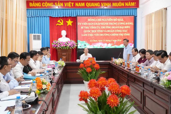Bí thư Tỉnh ủy Cà Mau: Xây dựng Trường Chính trị tỉnh thành trung tâm đào tạo cán bộ chuẩn mực, hiện đại