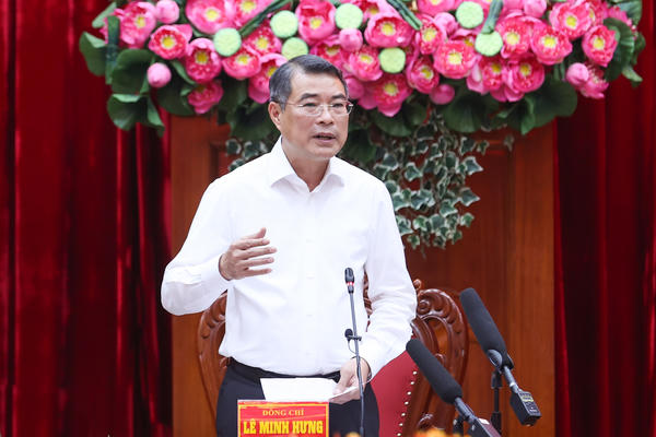 Thủ tướng yêu cầu tỉnh Vĩnh Long phải đổi mới sáng tạo về phương pháp, cách làm, không thụ động 