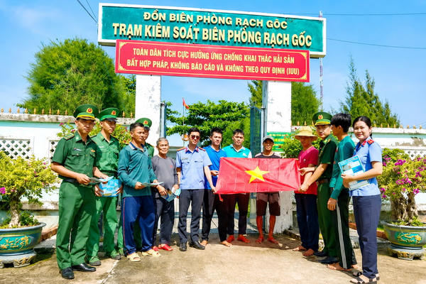 Cà Mau tăng cường tuyên truyền pháp luật, quyết liệt ngăn chặn khai thác IUU Cà Mau tăng cường tuyên truyền pháp luật, quyết liệt ngăn chặn khai thác IUU
