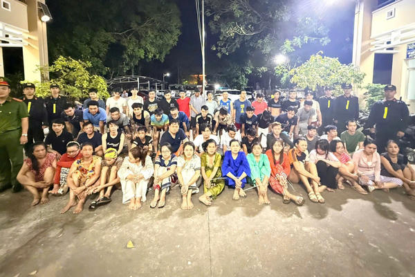 Hơn 170 tên tội phạm ma túy nguy hiểm sa lưới trên địa bàn TP HCM Hơn 170 tên tội phạm ma túy nguy hiểm sa lưới trên địa bàn TP HCM