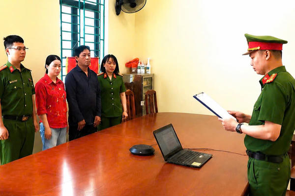Khởi tố người đàn ông gây tai nạn, khiến nữ du khách người Anh tử vong Khởi tố người đàn ông gây tai nạn, khiến nữ du khách người Anh tử vong