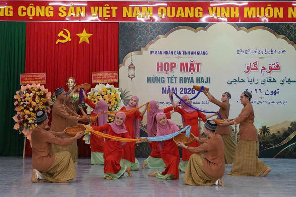 Giữ gìn nét đẹp Tết Roya Haji trong đời sống đồng bào Chăm ở An Giang