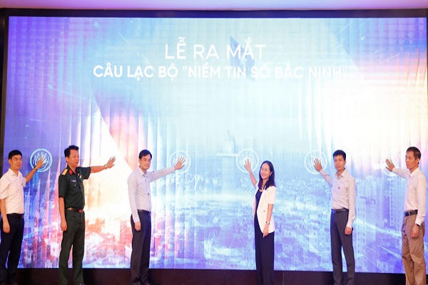 Ra mắt câu lạc bộ "Niềm tin số Bắc Ninh"