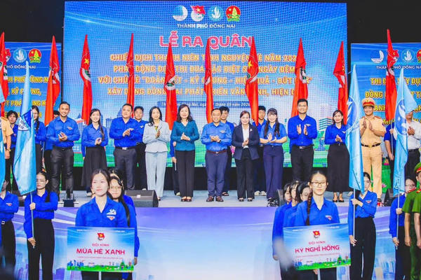 Đoàn Thanh niên Phòng Cảnh sát giao thông Công an TP Đồng Nai xung kích hưởng ứng Chiến dịch Thanh niên tình nguyện Hè 2026 Đoàn Thanh niên Phòng Cảnh sát giao thông Công an TP Đồng Nai xung kích hưởng ứng Chiến dịch Thanh niên tình nguyện Hè 2026
