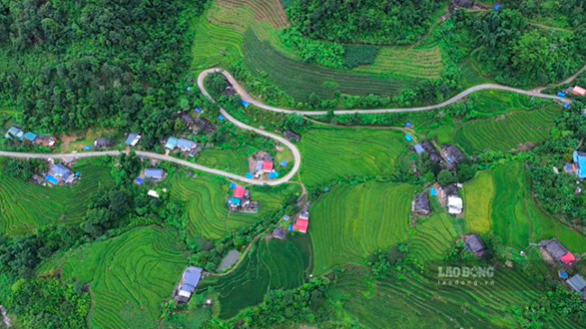 Công chức tăng cường được hưởng chế độ gì khi làm việc tại xã vùng khó khăn? Công chức tăng cường được hưởng chế độ gì khi làm việc tại xã vùng khó khăn?