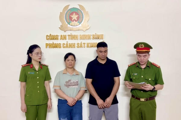 Khởi tố hai đối tượng sản xuất hàng trăm kg bánh đúc chứa chất cấm tại Ninh Bình 