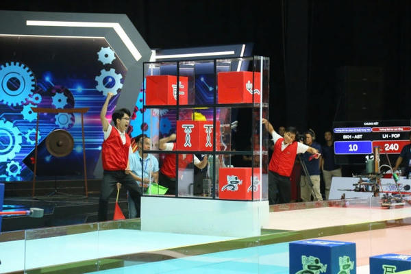 Trường ĐH Lạc Hồng đại diện Việt Nam tham dự Cuộc thi chung kết châu Á - Thái Bình Dương ABU Robocon 2026
Trường ĐH Lạc Hồng đại diện Việt Nam tham dự Cuộc thi chung kết châu Á - Thái Bình Dương ABU Robocon 2026
