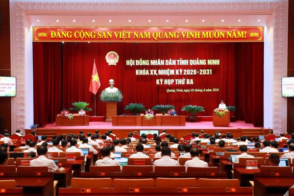 Ông Nguyễn Hồng Dương giữ chức Phó Chủ tịch HĐND tỉnh Quảng Ninh